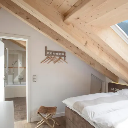 Appartement Haus Andorra Mit Matterhornblick *