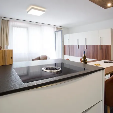 Апартаменти Haus Andorra Mit Matterhornblick *